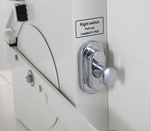 hop dieu khien cua gia up bat dia nang ha boss